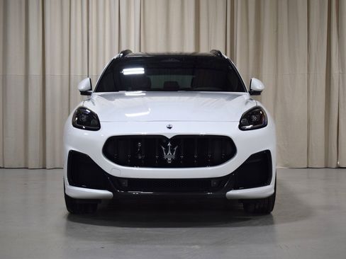 Used 2024 Maserati Grecale Trofeo image 8