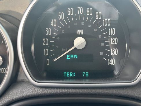 Used 2004 Chevrolet SSR LS w/ Preferred Equipment Group image 16