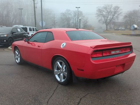 Used 2009 Dodge Challenger R/T image 6