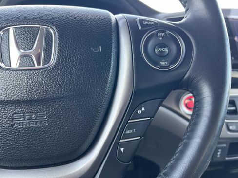 Certified 2019 Honda Ridgeline RTL-T image 10