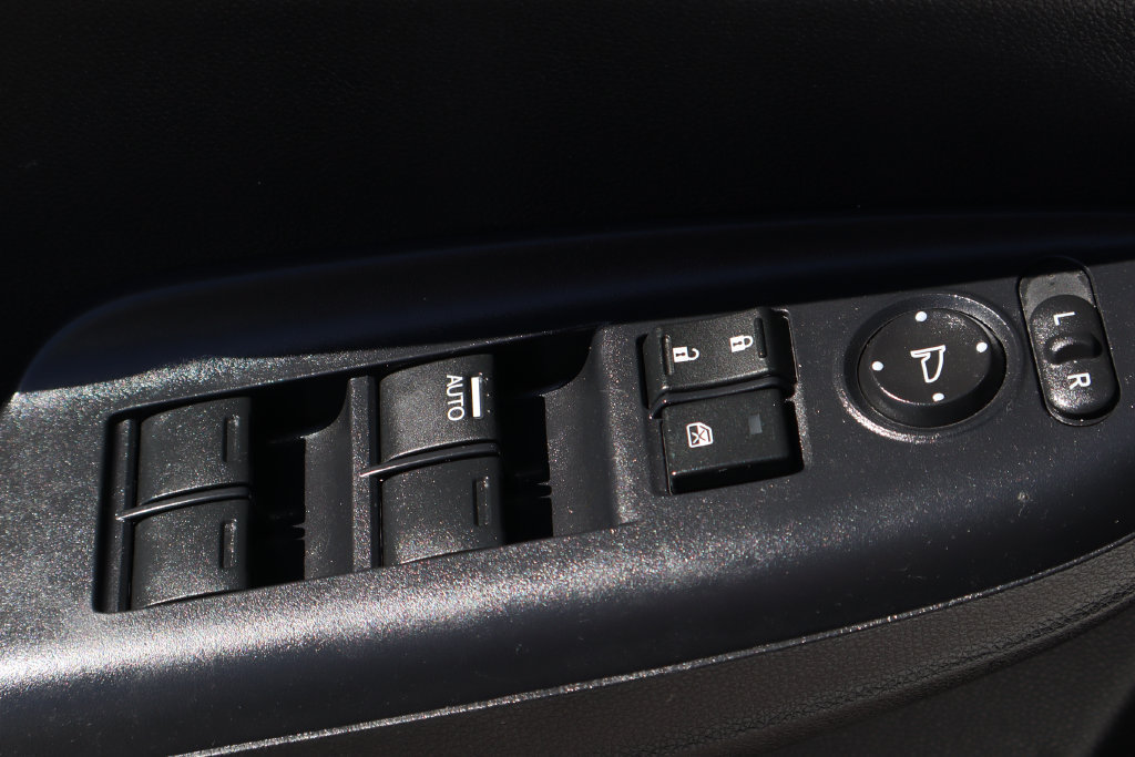 Used 2019 Honda Fit LX image 17