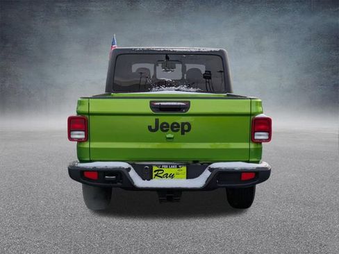 New 2026 Jeep Gladiator Sport AWD/4WD image 5