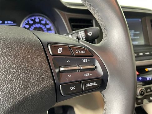 Used 2020 Hyundai Elantra Value Edition w/ Cargo Package (C1) image 10