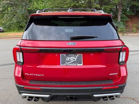 Used 2025 Ford Explorer Platinum w/ Ultimate Package AWD/4WD image 5