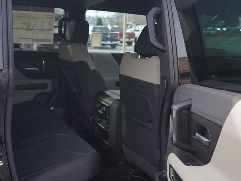 New 2026 GMC Hummer EV 4x4 Crew Cab image 31