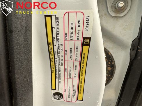 Used 2018 RAM 3500 Tradesman w/ Chrome Appearance Group image 25