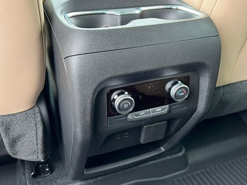 New 2026 Buick Enclave Preferred w/ Power Package image 33