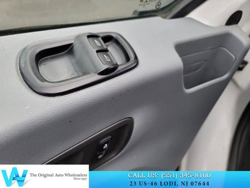 Used 2017 Ford Transit 250 148 Medium Roof image 9