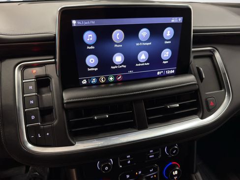 Used 2021 Chevrolet Tahoe Z71 w/ Z71 Signature Package image 20