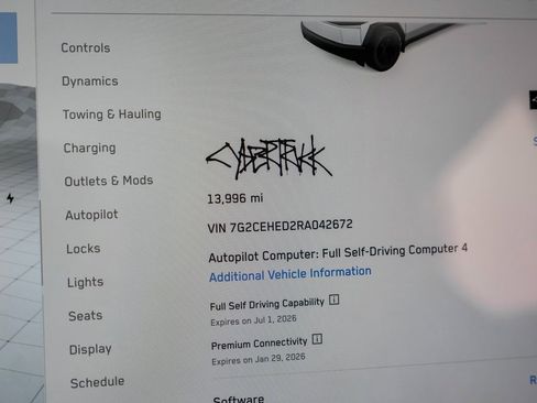 Used 2024 Tesla Cybertruck AWD Crew Cab image 19