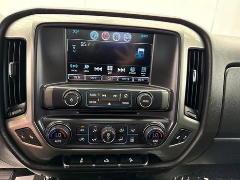 Used 2019 Chevrolet Silverado 1500 LT w/ All Star Edition AWD/4WD image 21