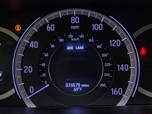 Used 2017 Honda Accord EX-L image 26