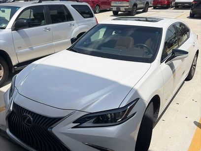 Certified 2021 Lexus ES 350 w/ Premium Package