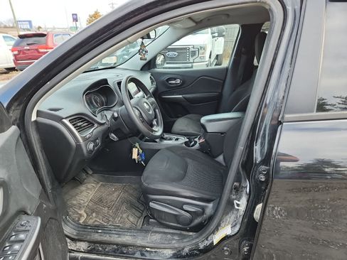 Used 2020 Jeep Cherokee Latitude image 15