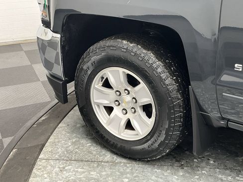 Used 2018 Chevrolet Silverado 1500 LT image 28