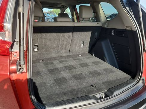 Used 2019 Honda CR-V Touring image 12