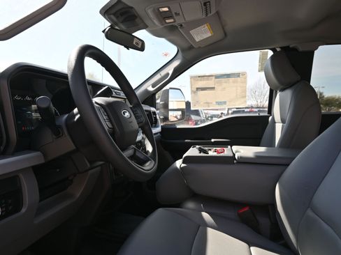 New 2026 Ford F550 4x4 Supercab Super Duty image 12