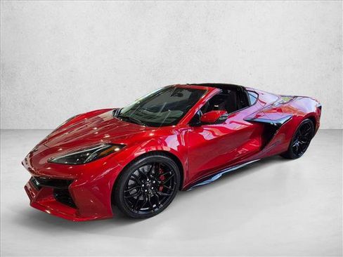 Used 2025 Chevrolet Corvette Z06 RWD image 9