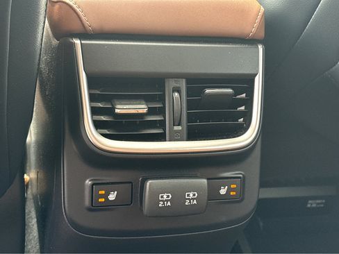 Used 2020 Subaru Outback Touring XT image 29