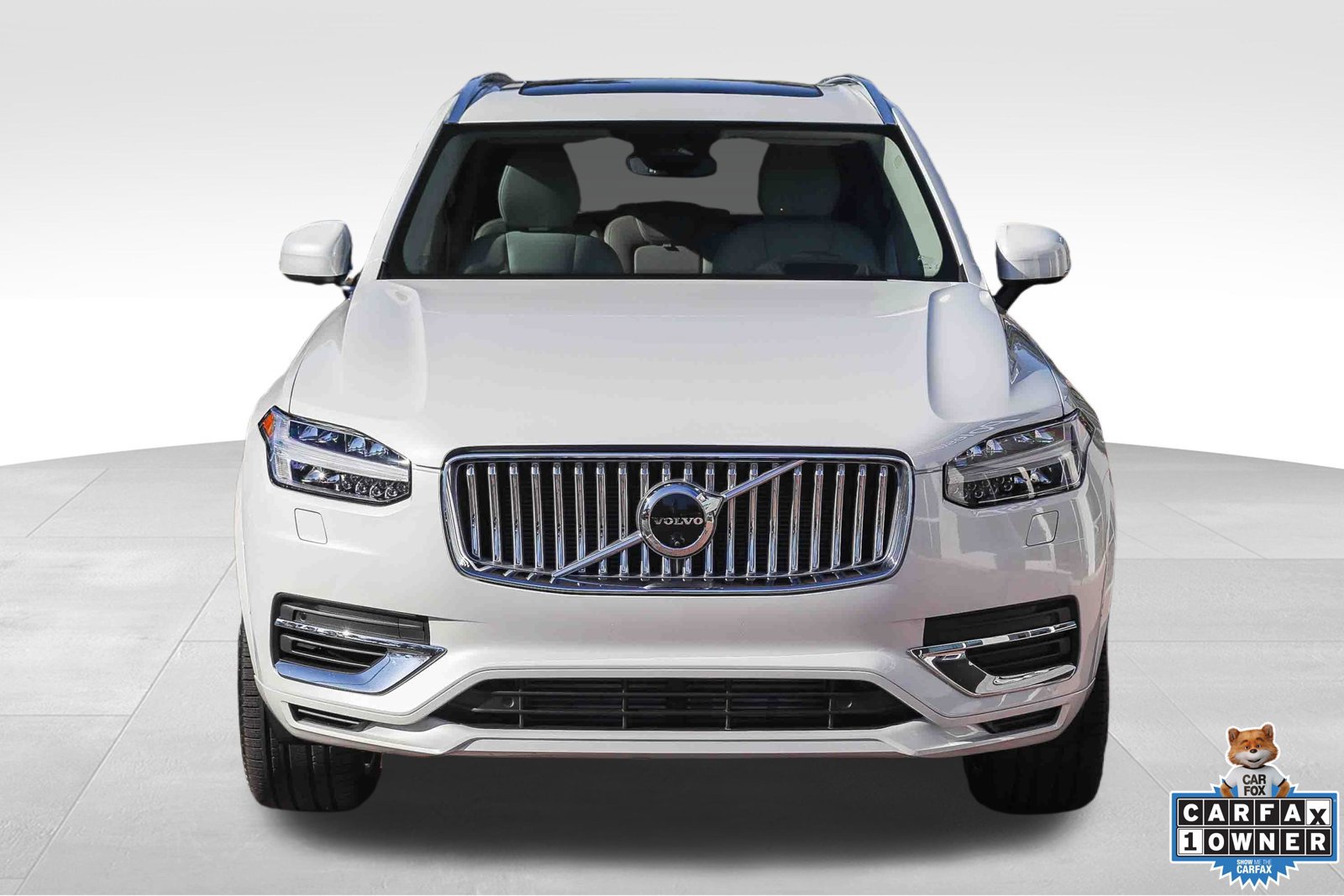 Used 2025 Volvo XC90 T8 Ultra w/ Protection Package Premier AWD/4WD image 2