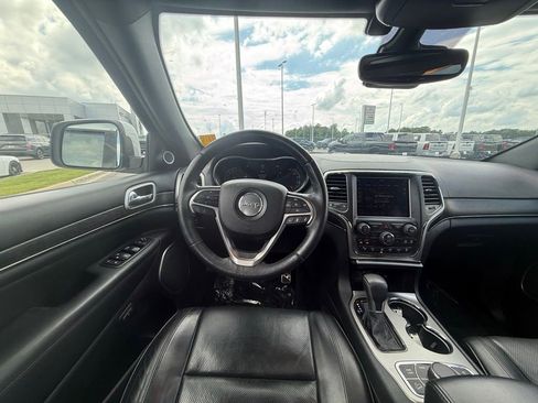 Used 2018 Jeep Grand Cherokee High Altitude AWD/4WD image 8