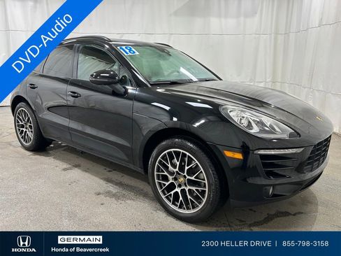 Used 2018 Porsche Macan Sport Edition image 2