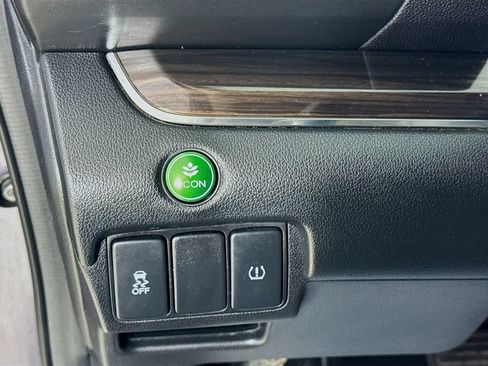 Used 2016 Honda CR-V EX-L image 11