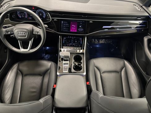 Used 2025 Audi Q7 3.0T Premium Plus AWD/4WD image 14