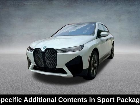 Used 2024 BMW iX xDrive50 w/ Sport Package AWD/4WD image 9