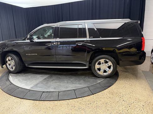 Used 2016 Chevrolet Suburban LTZ image 3