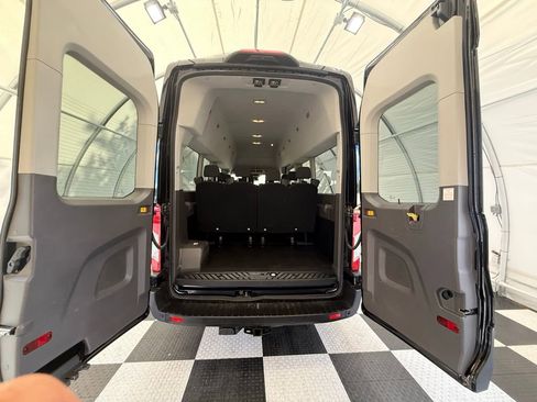 Used 2020 Ford Transit 350 XL image 4