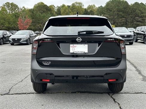 New 2026 Nissan Kicks S image 7