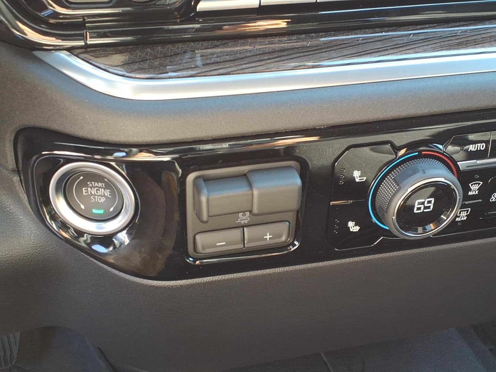 New 2026 Chevrolet Silverado 1500 RST AWD/4WD image 22