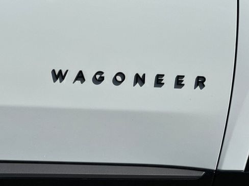 Used 2024 Jeep Wagoneer Launch Edition image 36