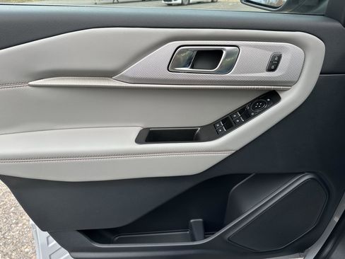 New 2026 Ford Explorer Active w/ Active Comfort Package image 27