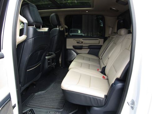 Used 2019 RAM 1500 Limited AWD/4WD image 24