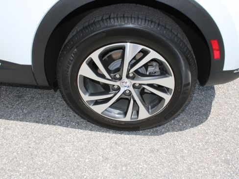 Used 2023 Buick Envision Essence AWD/4WD image 11