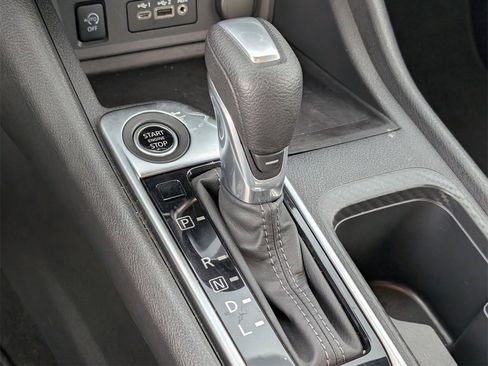 Certified 2025 Nissan Sentra SV image 20