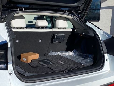 New 2026 Nissan Leaf Platinum+ image 24