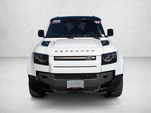 Used 2022 Land Rover Defender 110 X-Dynamic HSE AWD/4WD image 2