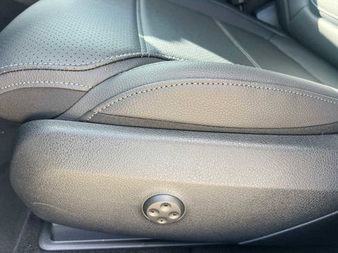 Used 2026 Mercedes-Benz GLC 300 image 28