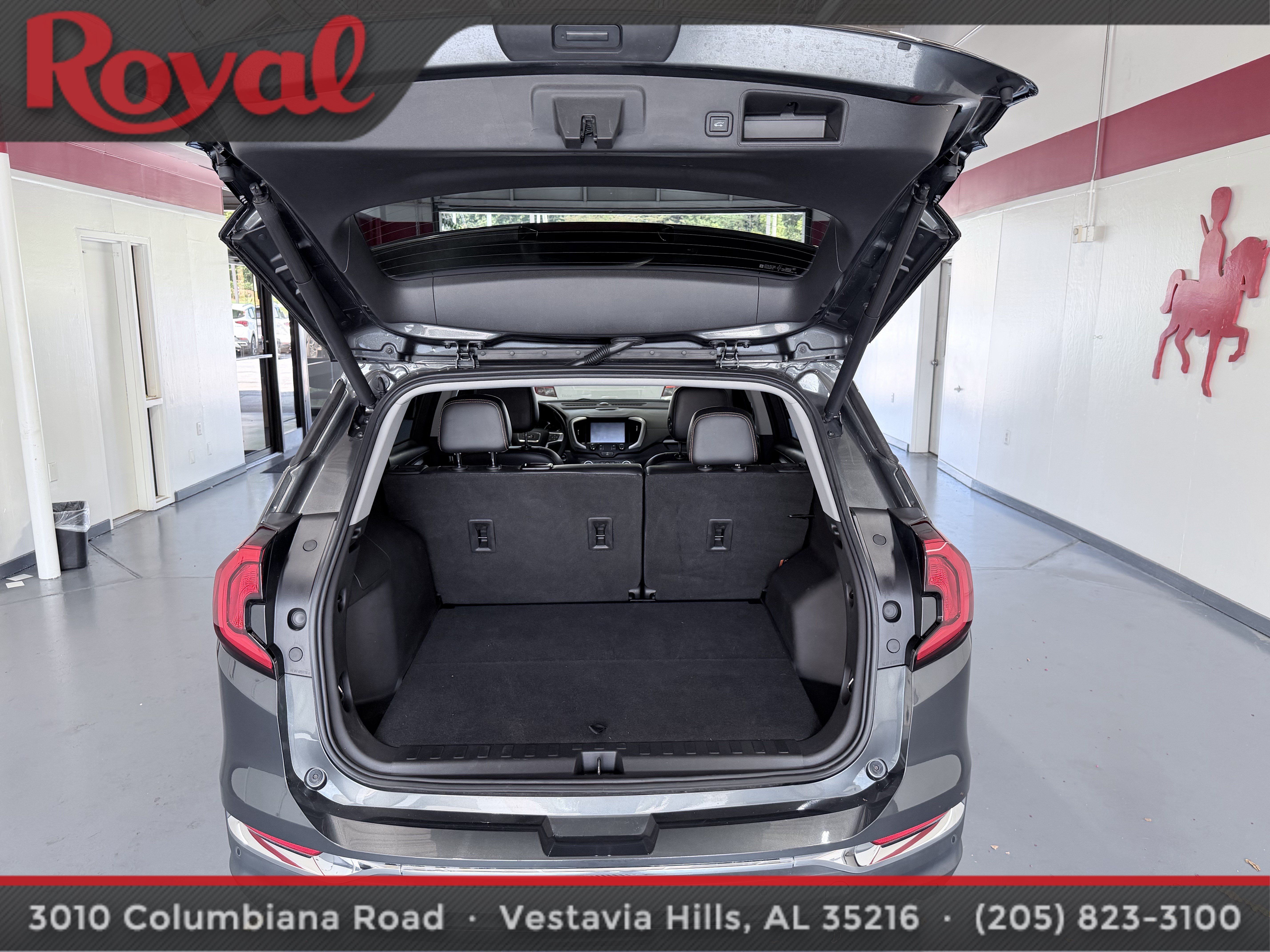 Used 2021 GMC Terrain SLT w/ Infotainment Package II FWD image 17