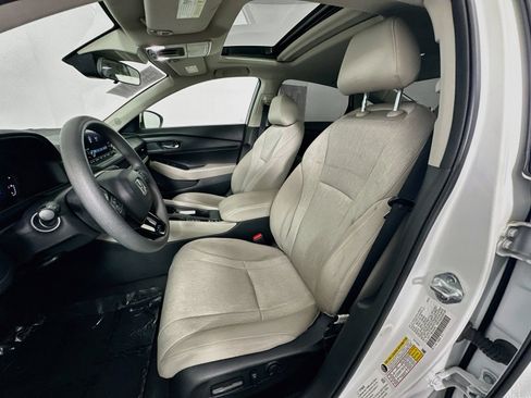 Used 2023 Honda Accord EX image 19