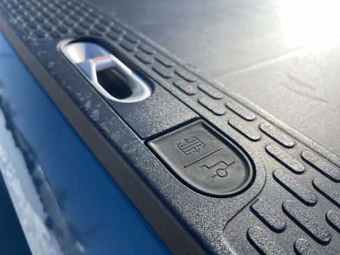 Used 2022 Rivian R1T Launch Edition image 5