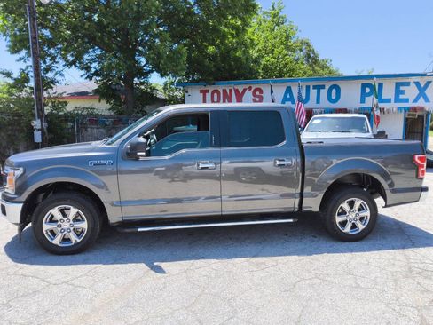 Used 2018 Ford F150 XLT w/ Equipment Group 302A Luxury RWD image 5