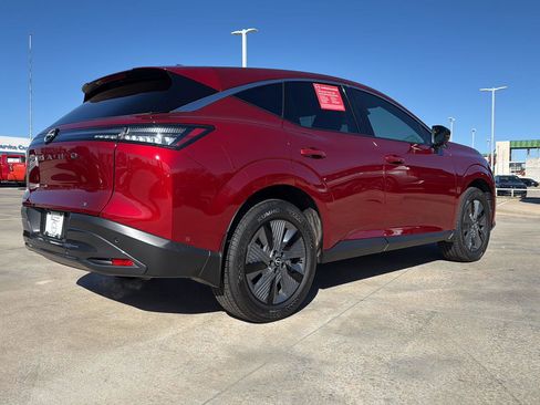 Used 2025 Nissan Murano SL AWD/4WD image 7