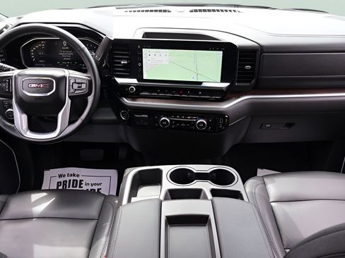 Used 2026 GMC Sierra 1500 SLT AWD/4WD image 13