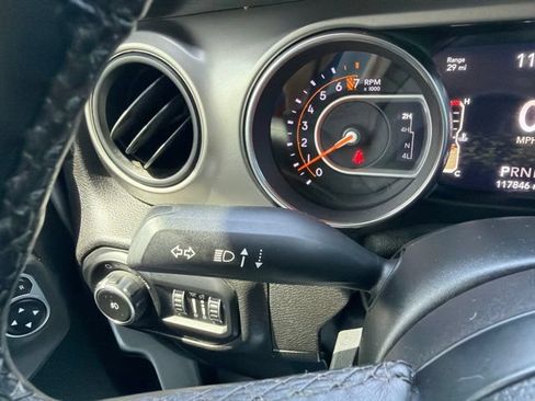 Used 2020 Jeep Wrangler Sport AWD/4WD image 21