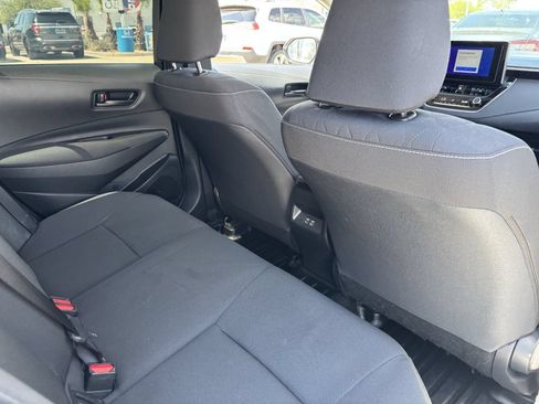 Used 2025 Toyota Corolla LE FWD image 11
