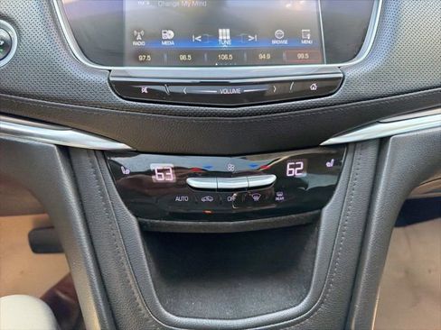 Used 2018 Cadillac XT5 Luxury AWD/4WD image 21